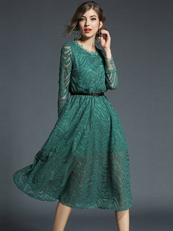 Green Fashion Bell Sleeve Lace Dress